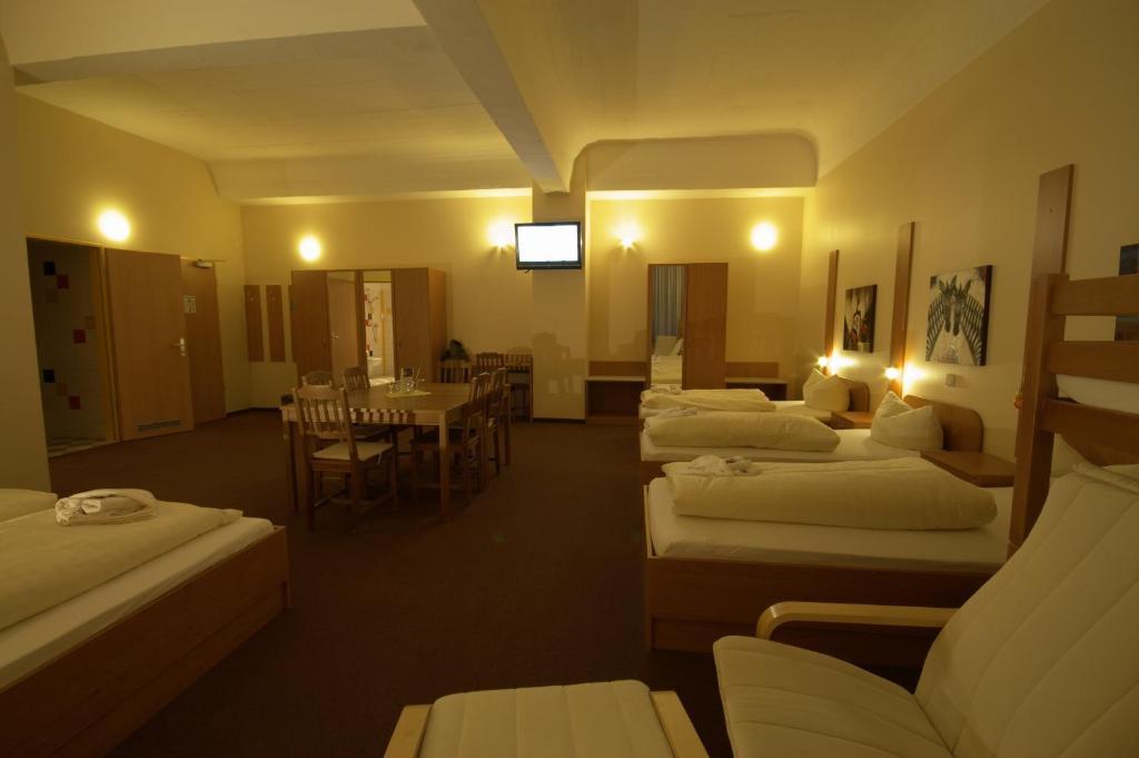 Siegfriedshof Hotel Berlin Room photo